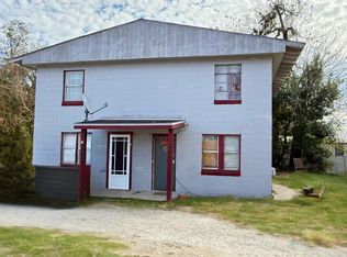 344 N 4th St, Jesup, GA 31545