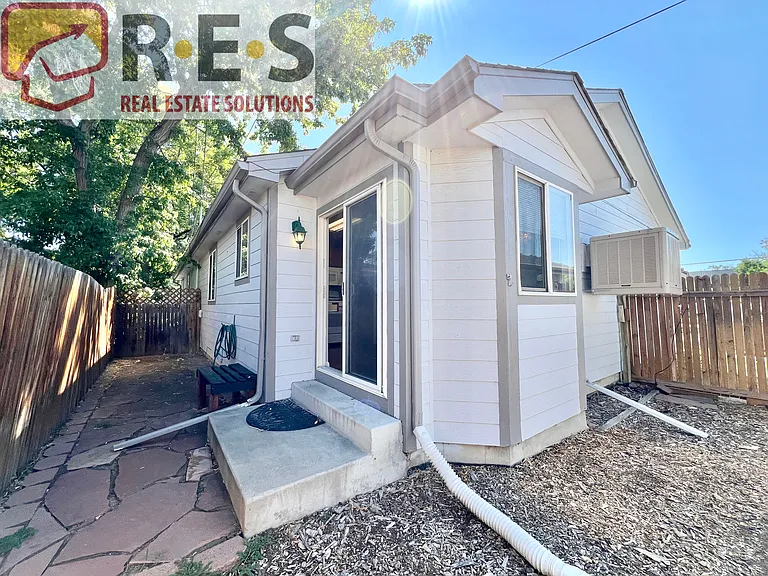 1617 W 39th Ave — Photo 17