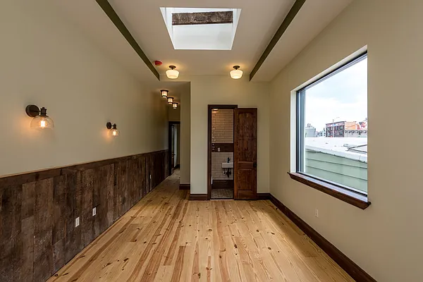 Rented by Nooklyn NYC LLC | media 61