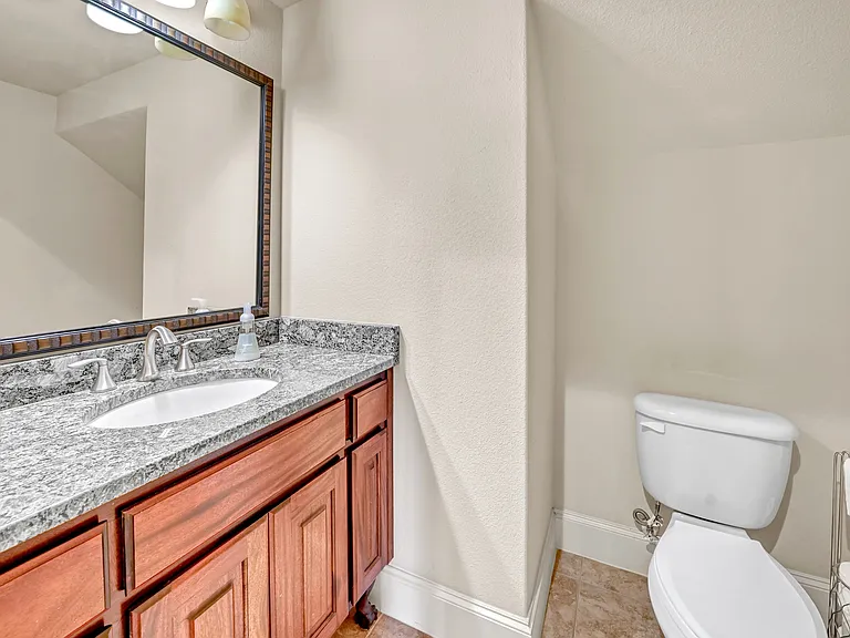 5048 Exposition Way — Photo 19