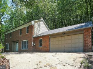 879 Sand Hill Rd, Hummelstown, PA 17033