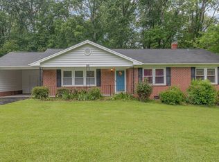 2110 Knollwood Dr, Sanford, NC 27330