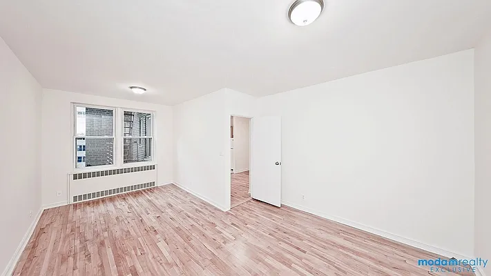 Rented by Moda Realty | media 6