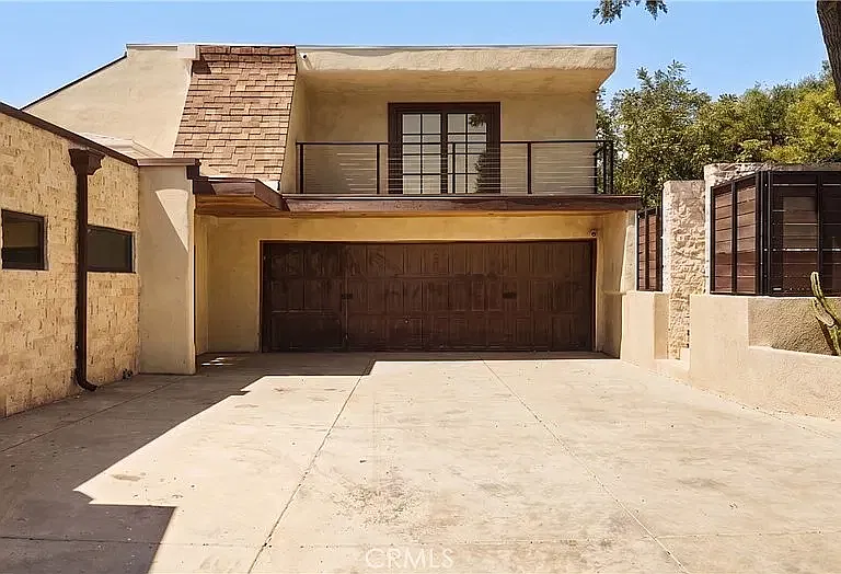 3 bed, 3095 sqft, $9,800 — Photo 2