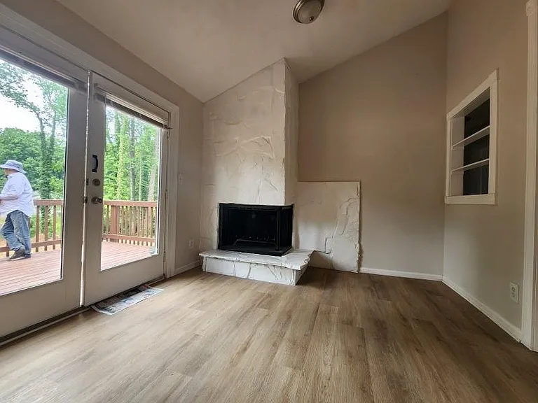 1453 Allison Ct — Photo 5