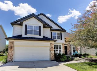 670 Lake Ridge Dr, South Elgin, IL 60177