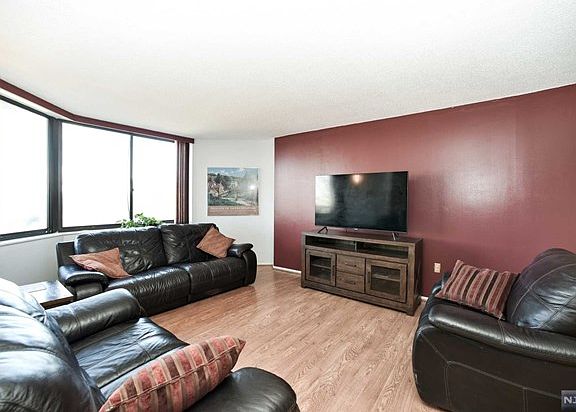 3rd image of 207 Harmon Cove Towers #207