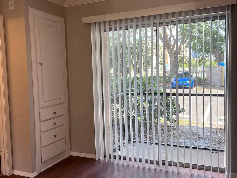 133 Oyster Bay Cir #130 — Photo 4