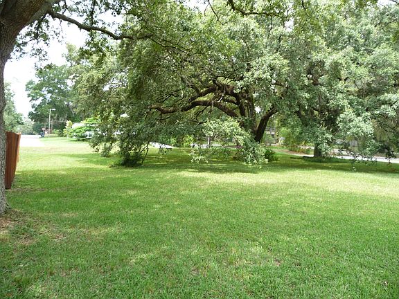 3rd image of N River Shore Dr Tampa Bldg Plot