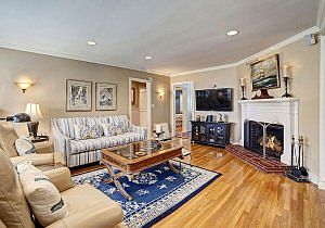 4th image of 7932 Nardian Way