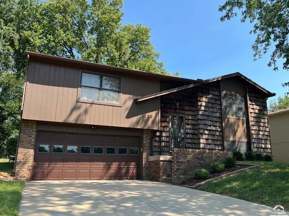 1200 Randall Rd, Lawrence, KS 66049