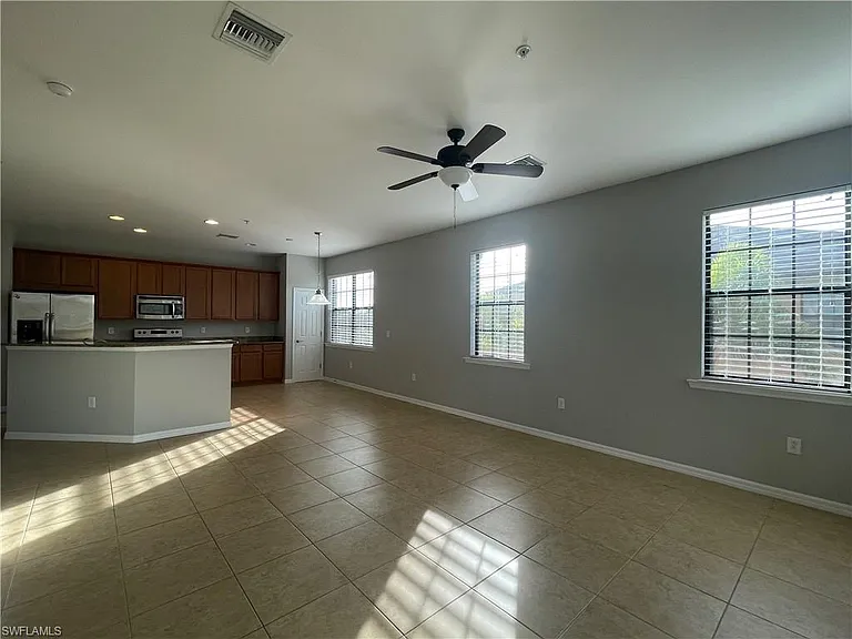 3702 Pino Vista Way #3 — Photo 6