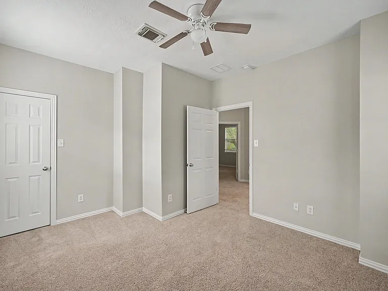 79 Chipwyck Way — Photo 11