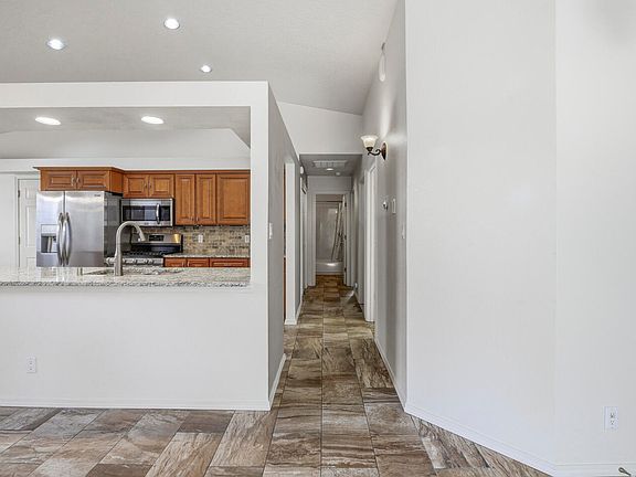 5th image of 7205 Quail Springs Pl NE