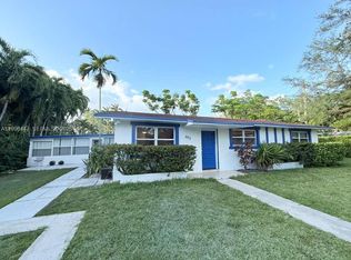 325 NE 131st St, North Miami, FL 33161