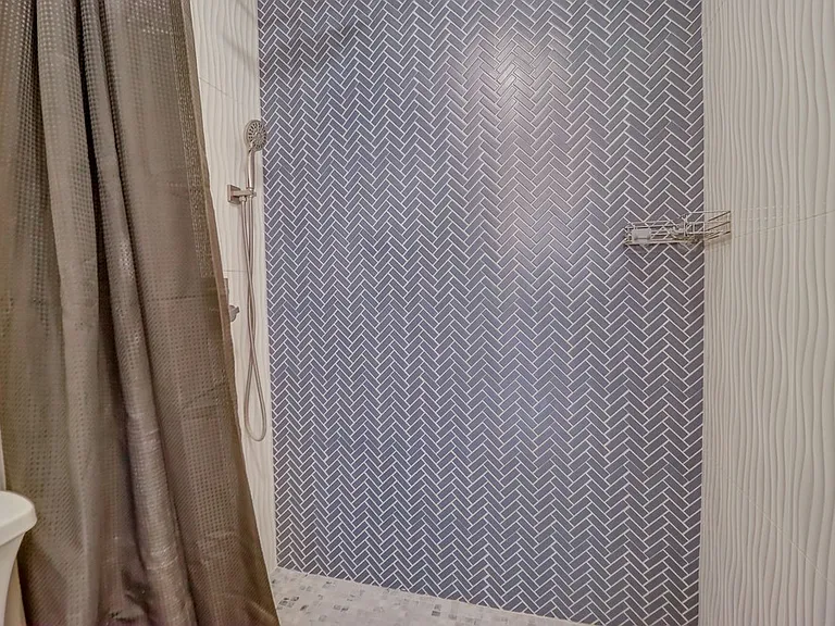 3222 Old Bridgeport Way — Photo 28