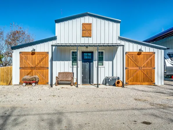 464 Burton Hill Dr, Weatherford, TX 76087