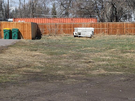 4th image of 1700 Yarrow St