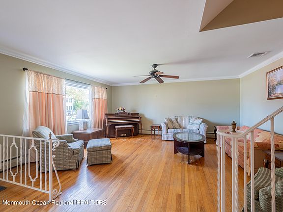5th image of 310 New Jersey Avenue