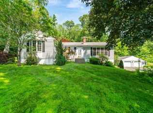 765 Kettletown Rd, Southbury, CT 06488