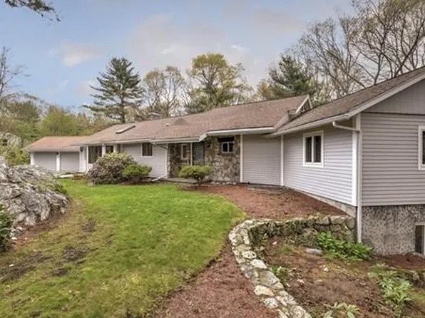 27 Kingswood Rd, Westwood, MA 02090