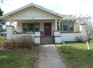 250 Cherry Ave N, Annandale, MN 55302