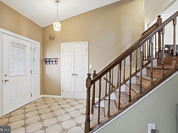 2nd image of 4708 Summit Point Rd