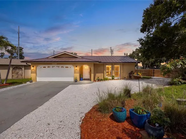 12481 Regency Ave, Seminole, FL 33772