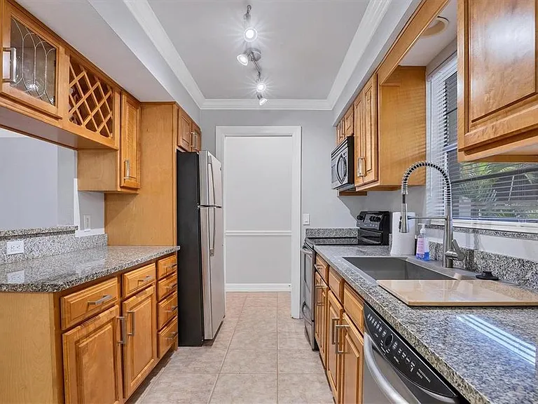 3350 S Osprey Ave #209A — Photo 1