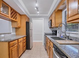 3350 S Osprey Ave APT 209A, Sarasota, FL 34239