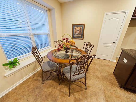 3rd image of 219 Lighthouse Bay Ln