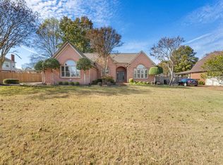 1393 Crossview Ln, Collierville, TN 38017