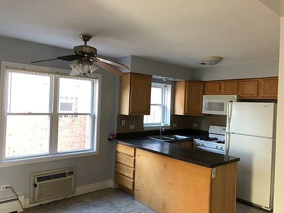 4th image of 2300 N 72nd Ct APT 1S