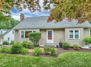 28 Alda Dr, Poughkeepsie, NY 12603
