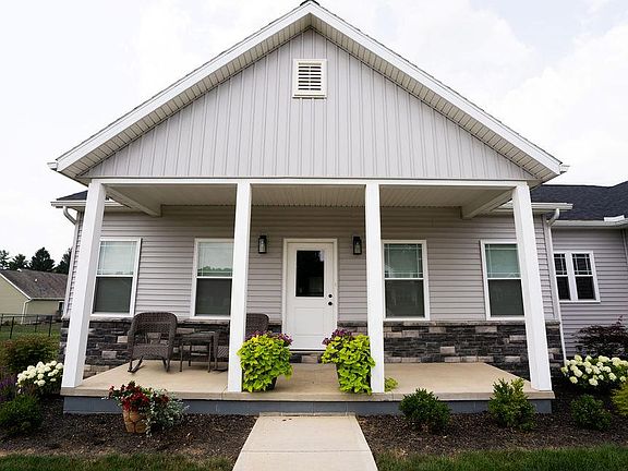 4th image of 715 Larry Ct