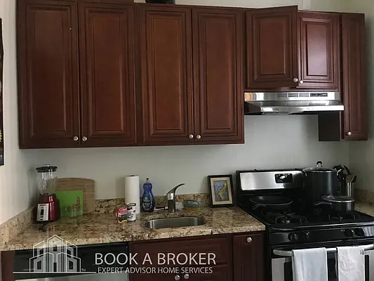 Rented by Book A Broker | media 12