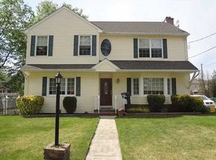 390 Fairview Ave, Colonia, NJ 07067
