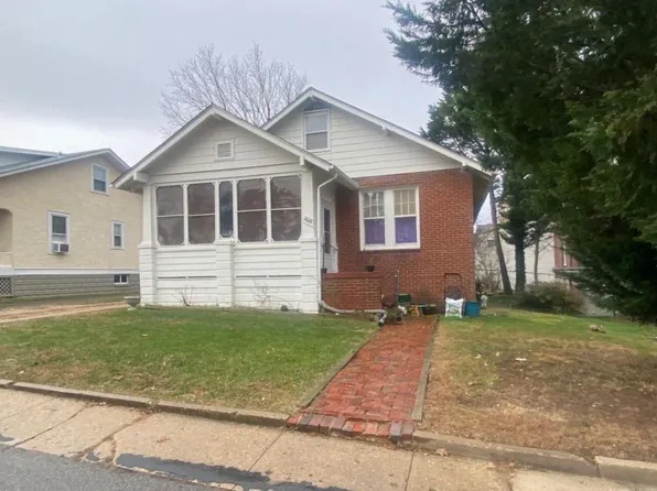 2628 Langston Blvd, Arlington, VA 22201