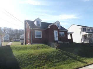 52 Spanogle Ave, Lewistown, PA 17044