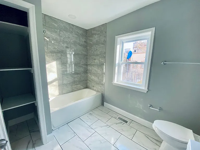 126 S Arlington Ave — Photo 14