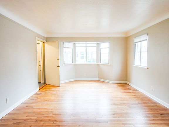 2nd image of 2467 NW Lovejoy St #0