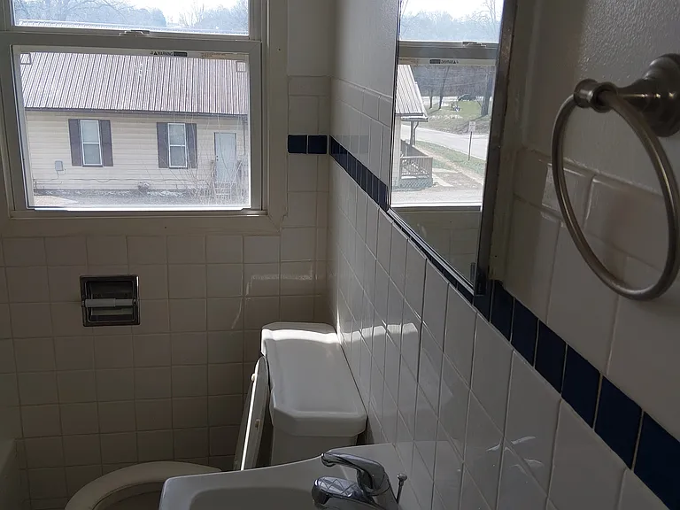 303 S State St #2-C — Photo 29