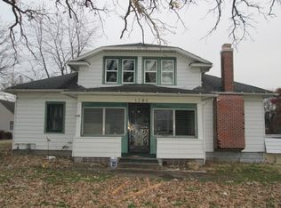 1386 S Broadway Ave, Montgomery, IL 60538