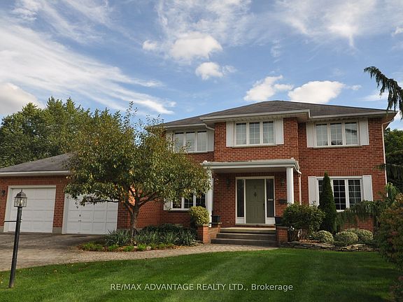 2nd image of 4 Croydon Dr