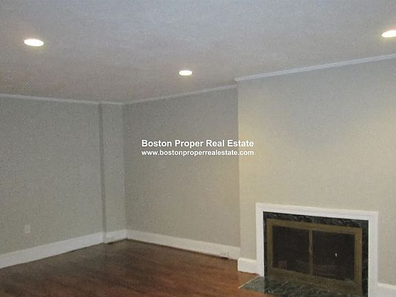 26 Fayette St. #2 Boston - Bay Village Unit Photo 4