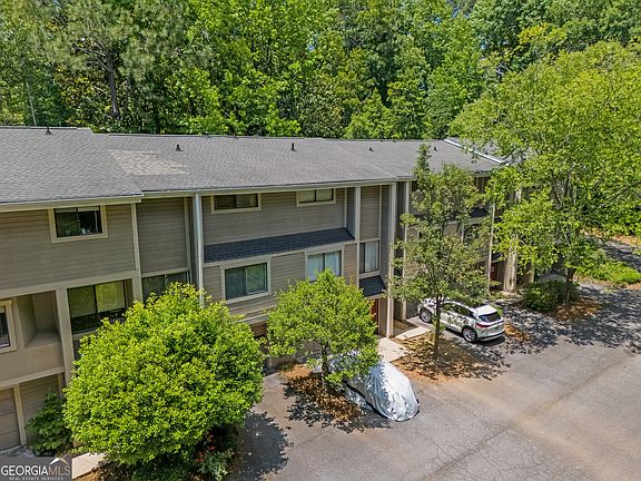 2nd image of 2877 Torreya Way SE