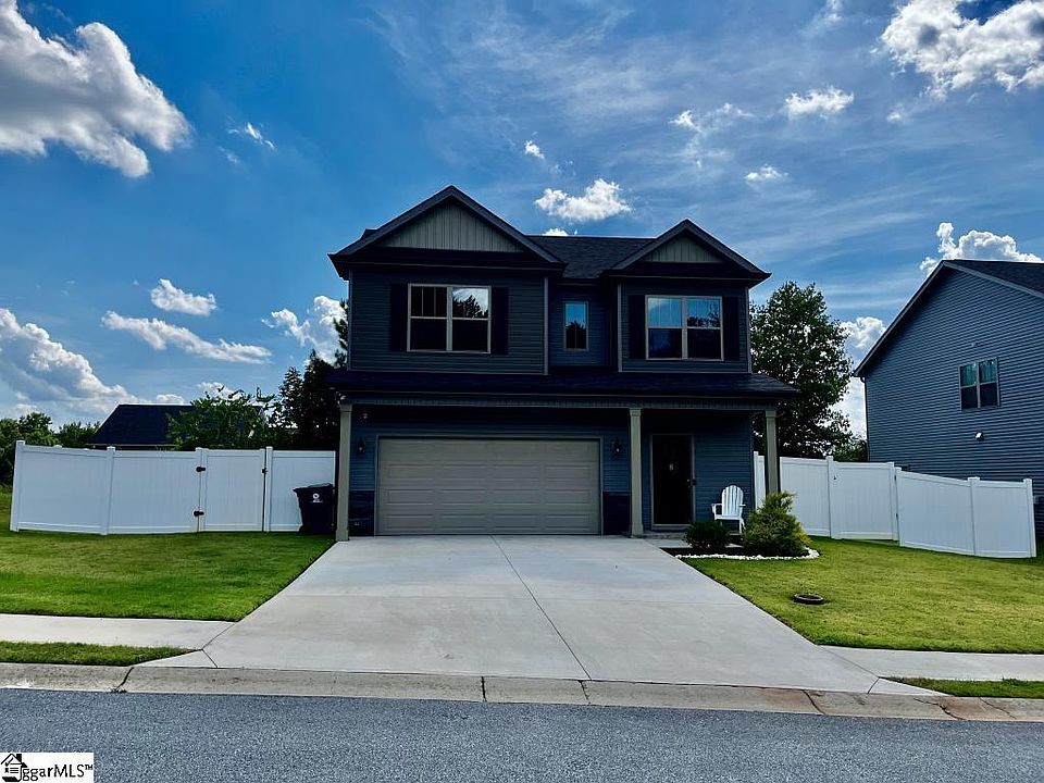 1st image of 8 Boyden Dr