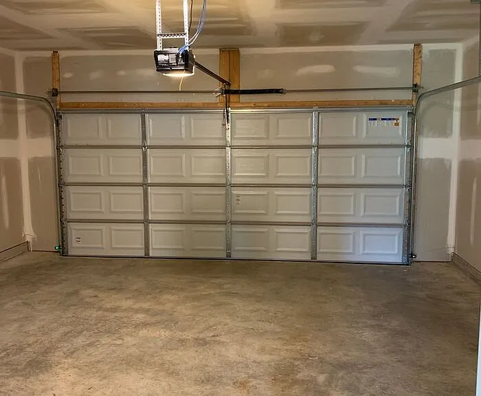 16357 Waterbury Ln — Photo 21