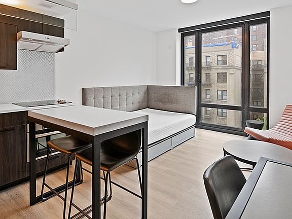 4th image of 415 W 120th St #12D