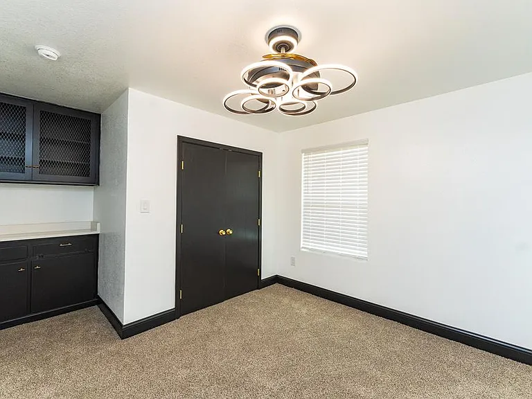 4209 Redbud Ave — Photo 28
